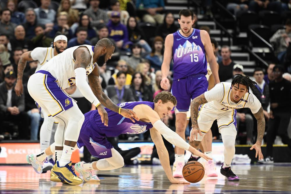 詹金斯与莫 詹金斯与莫