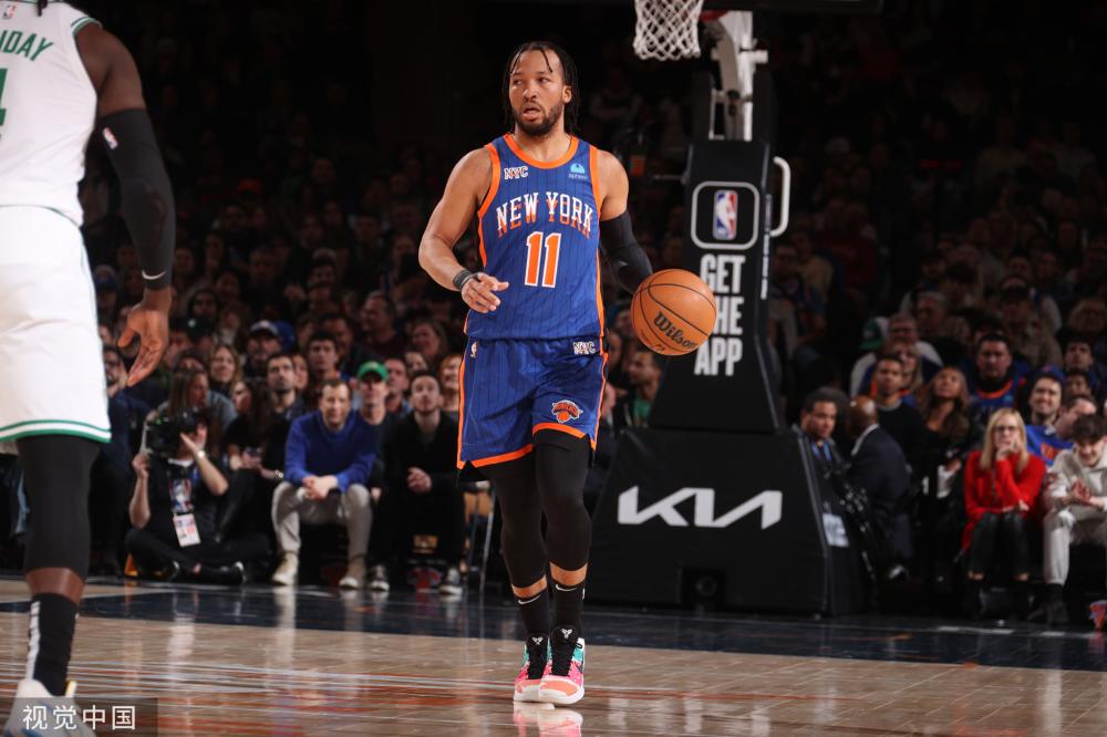 牵制后防 牵制后防