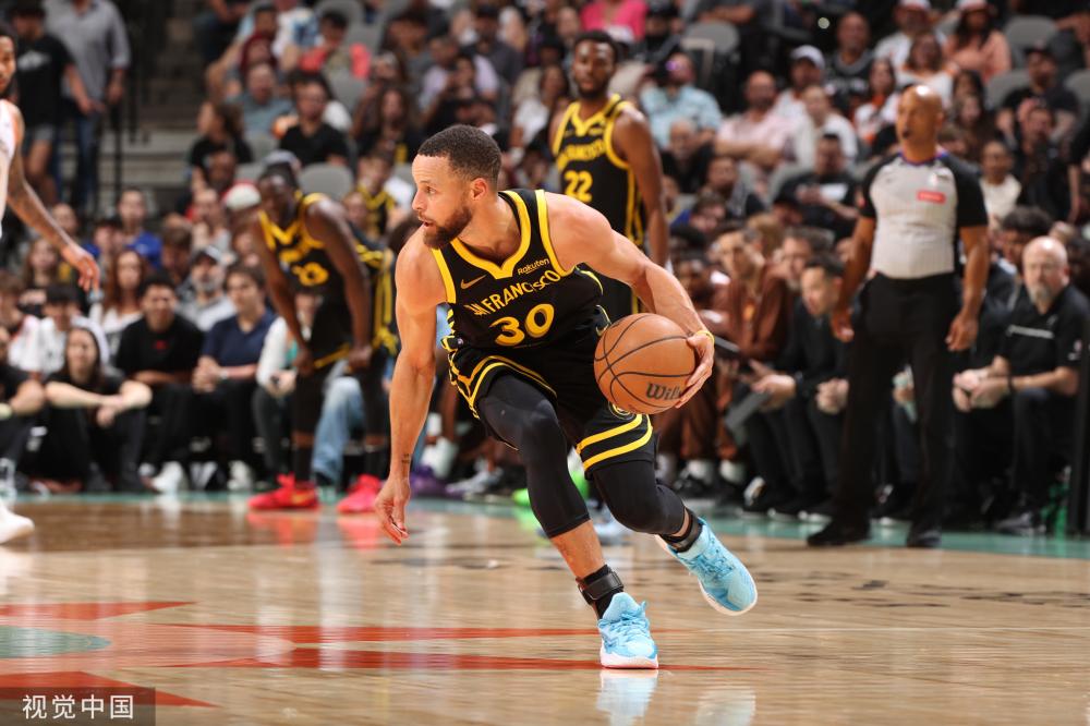 尤其是她的 尤其是她的